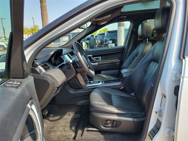 2019 Land Rover Discovery Sport HSE photo 9