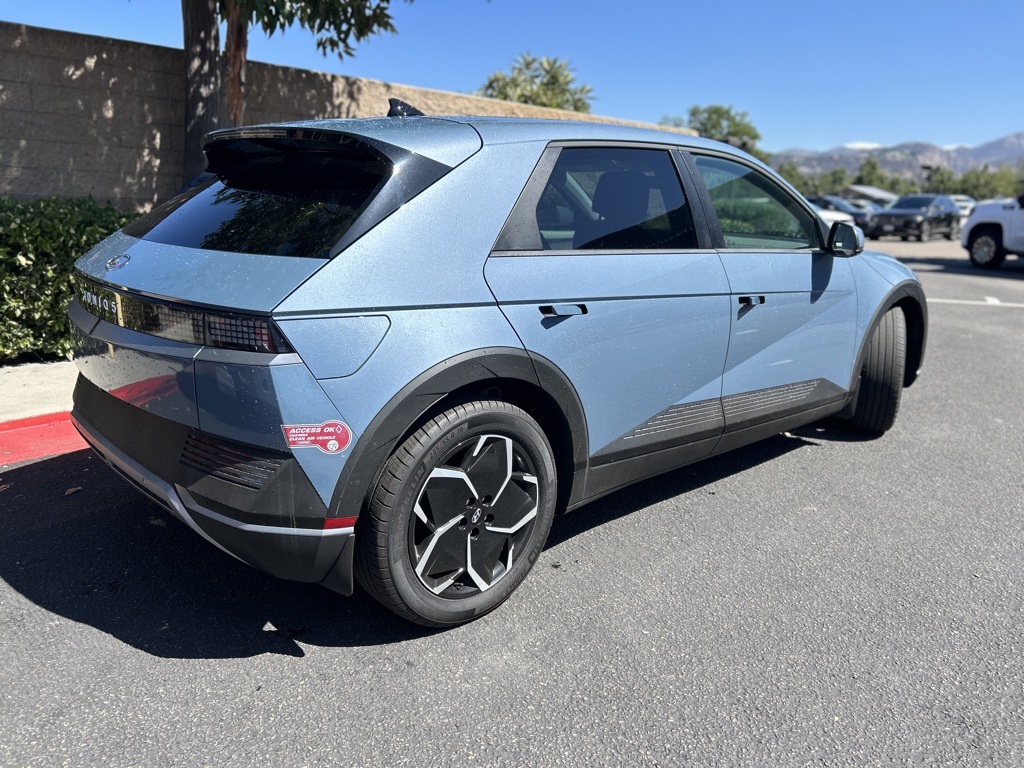 2024 Hyundai Ioniq 5 SEL photo 7