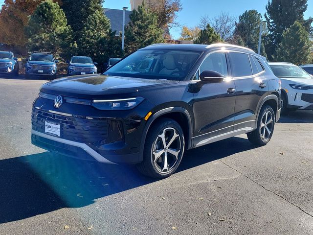 2025 Volkswagen Tiguan SE's photo