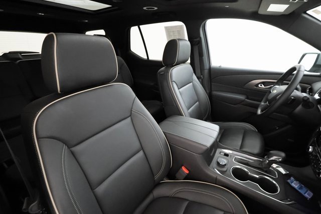 2023 Chevrolet Traverse Premier photo 25