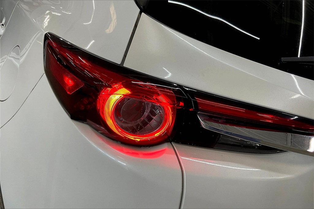 2022 Mazda CX-9 Touring photo 27