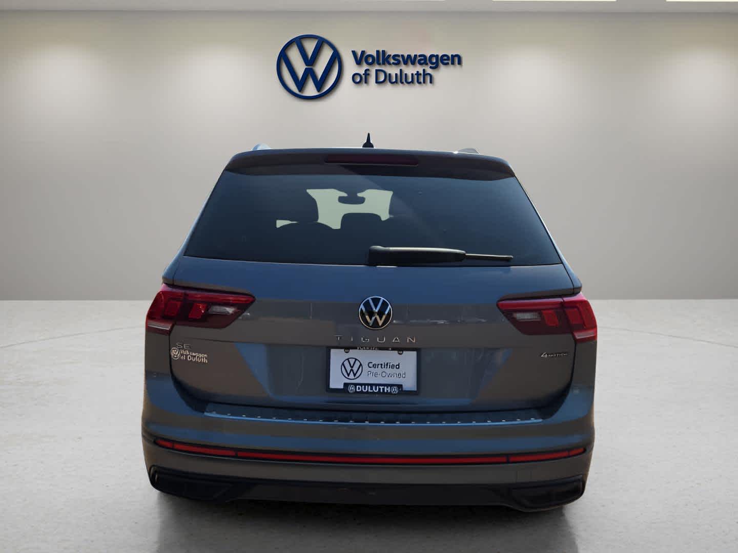 2022 Volkswagen Tiguan SE R-Line Black photo 4