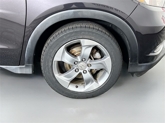 2017 Honda HR-V LX photo 33