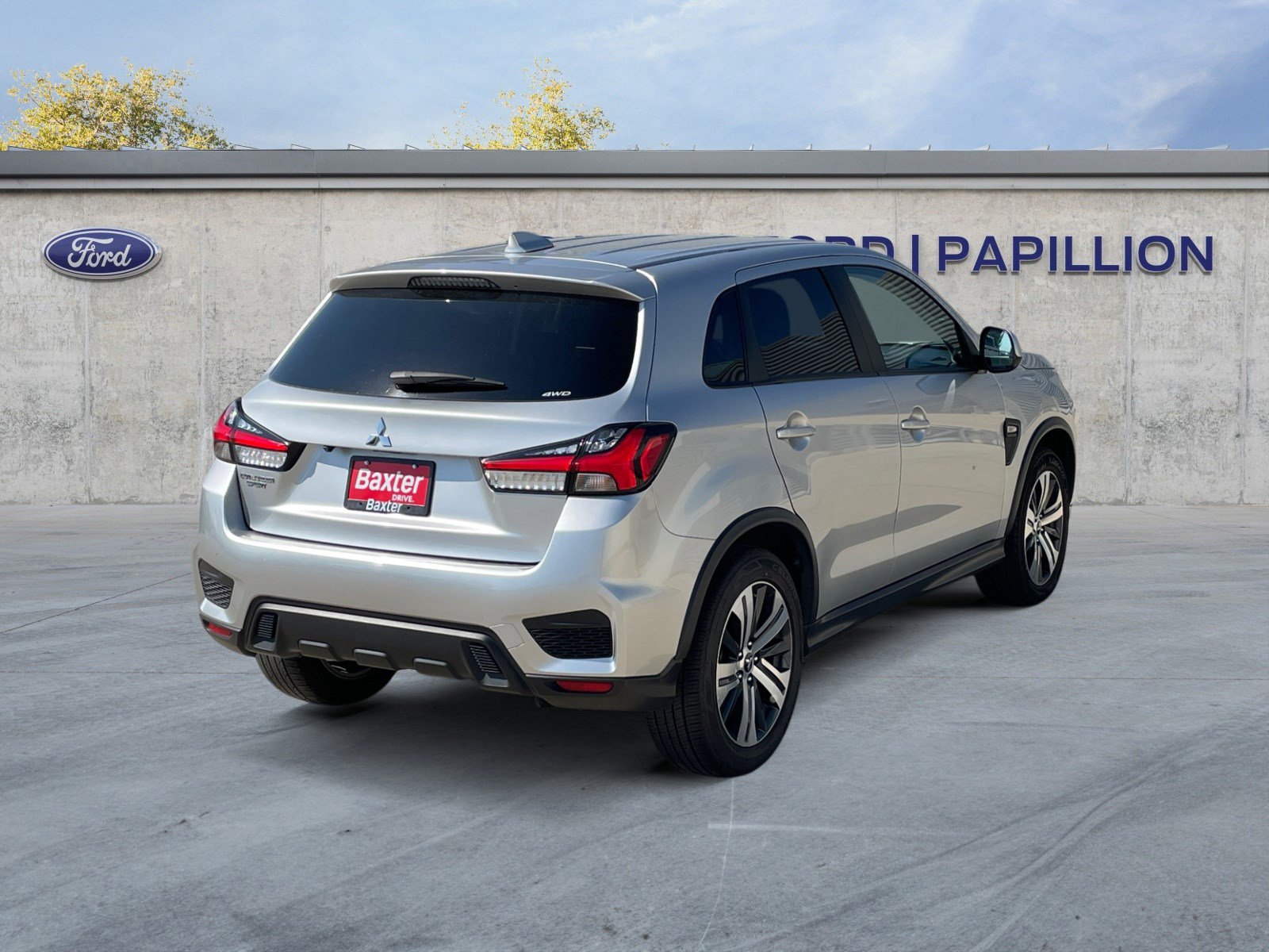 2024 Mitsubishi Outlander Sport SE photo 4