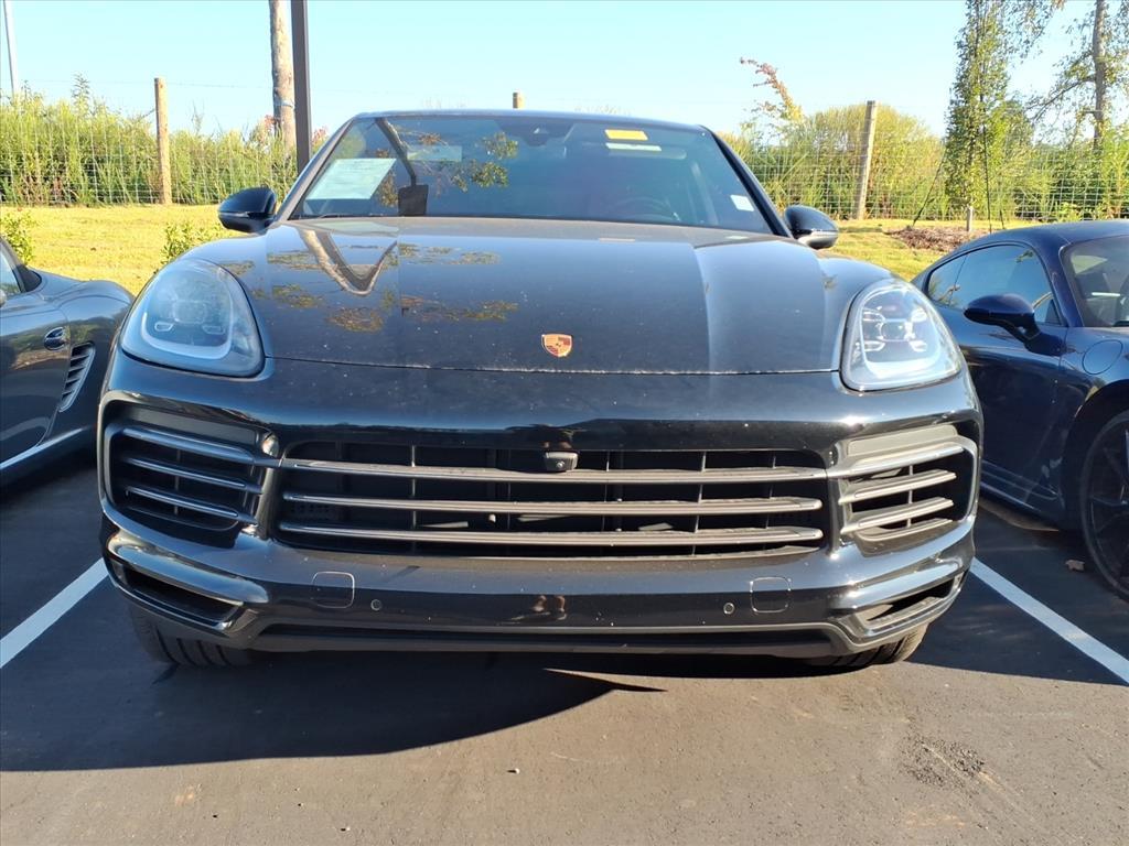 2023 Porsche Cayenne Platinum Edition photo 4