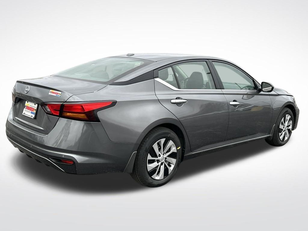 2025 Nissan Altima 2.5 S photo 4