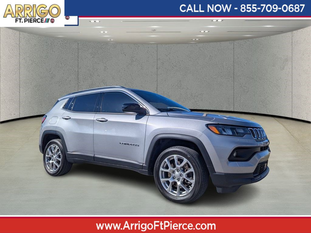 2023 Jeep Compass Latitude Lux