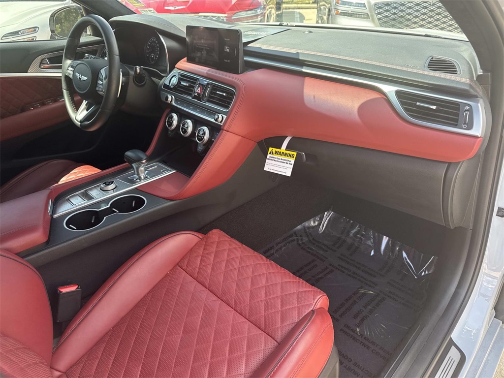 2023 Genesis G70 3.3T Sport Prestige photo 10
