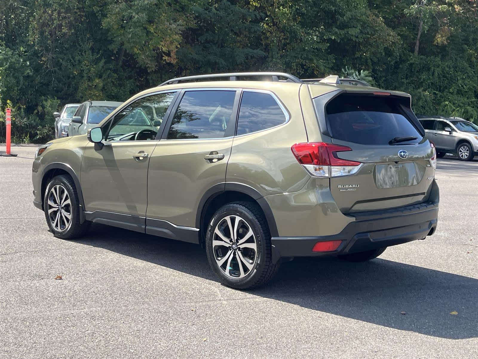 2022 Subaru Forester Limited photo 2