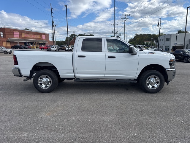2026 Ram 2500 Tradesman photo 8