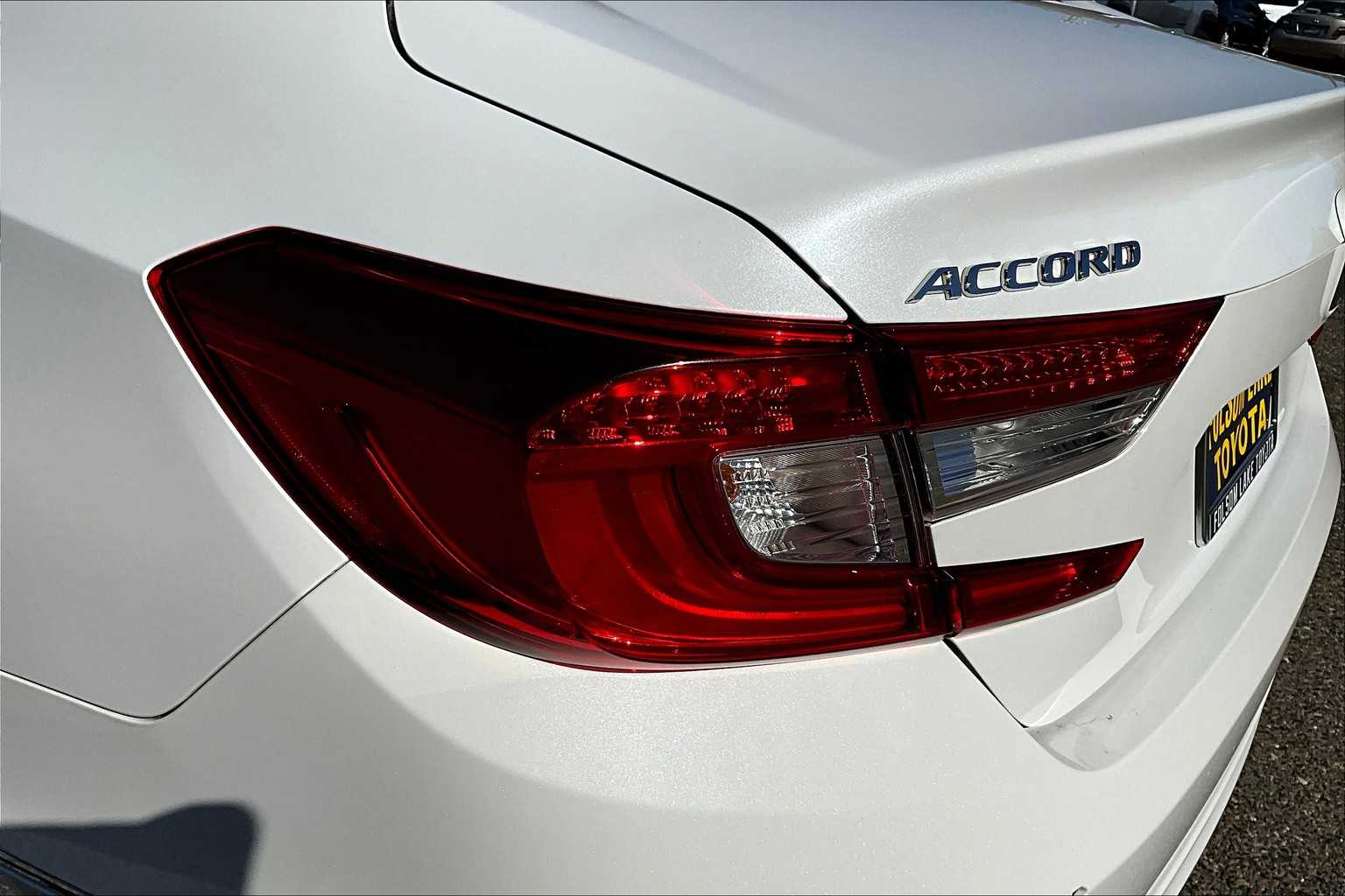 2018 Honda Accord EX 1.5T photo 28