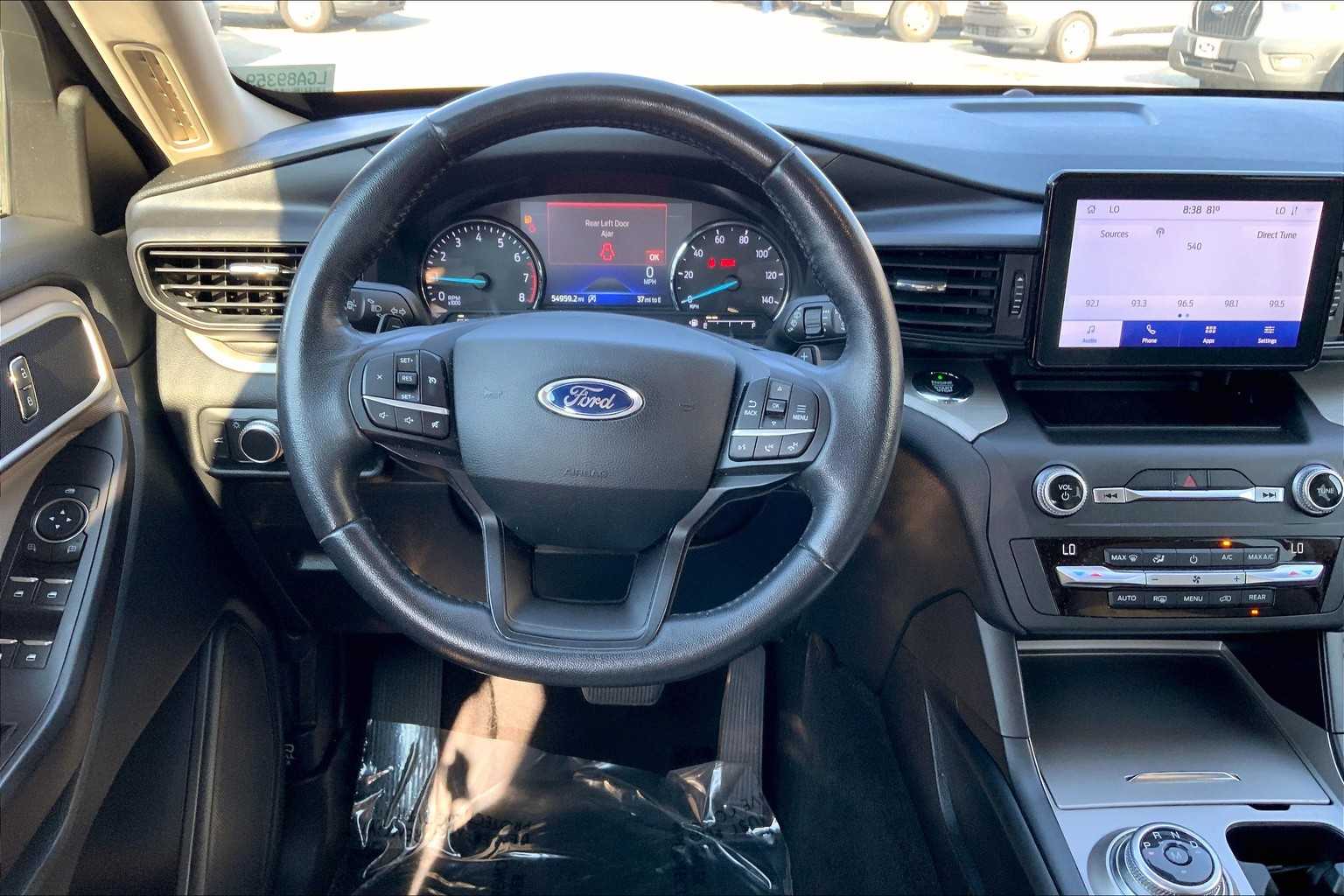 2020 Ford Explorer XLT photo 5