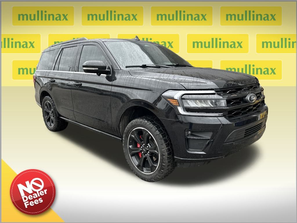 2023 Ford Expedition Limited's photo