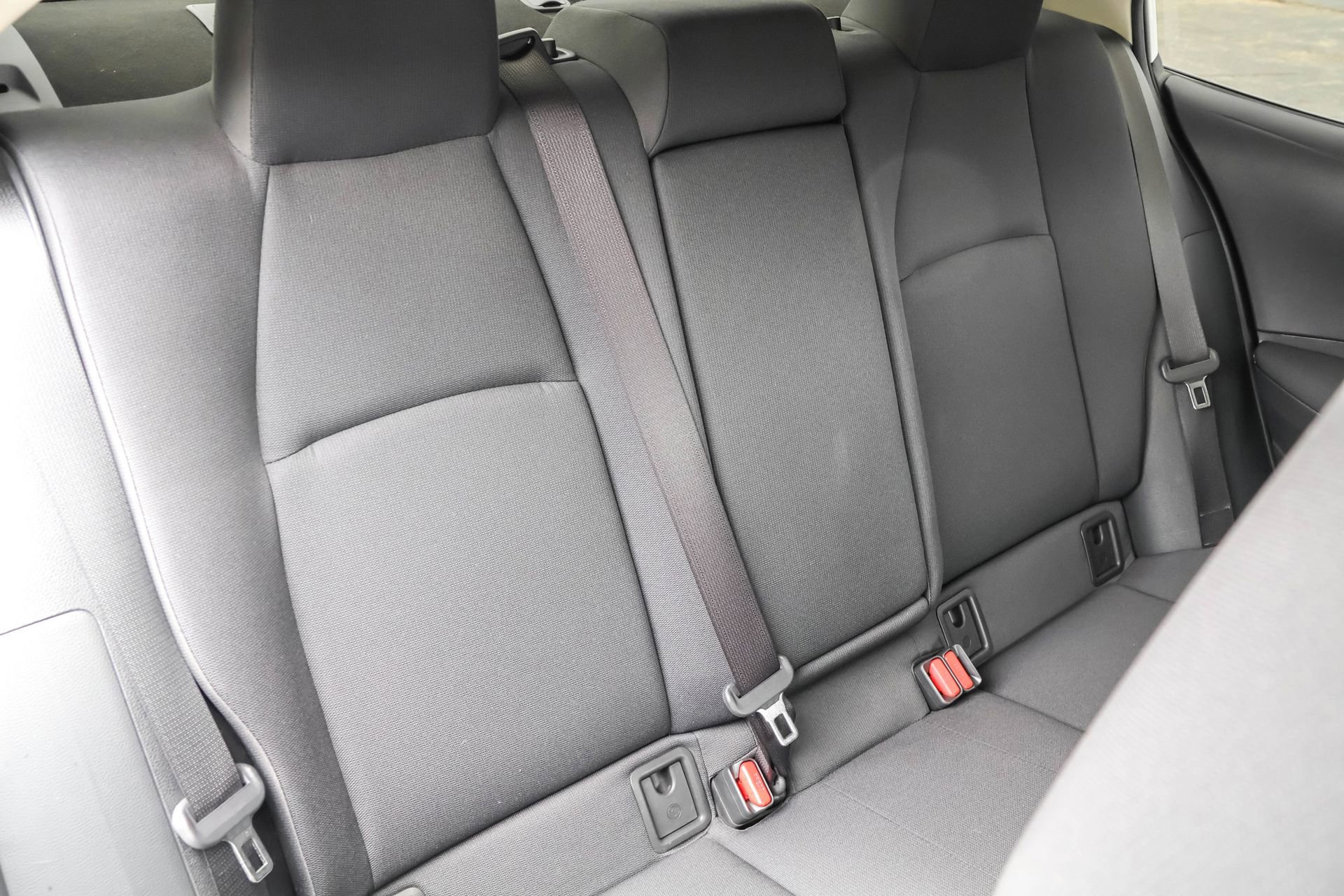 2023 Toyota Corolla Hybrid LE photo 31