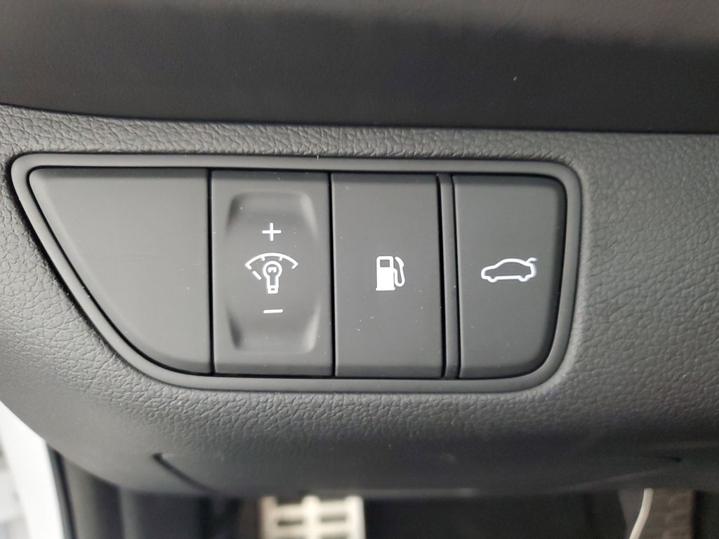 2022 Genesis G70 3.3T photo 26