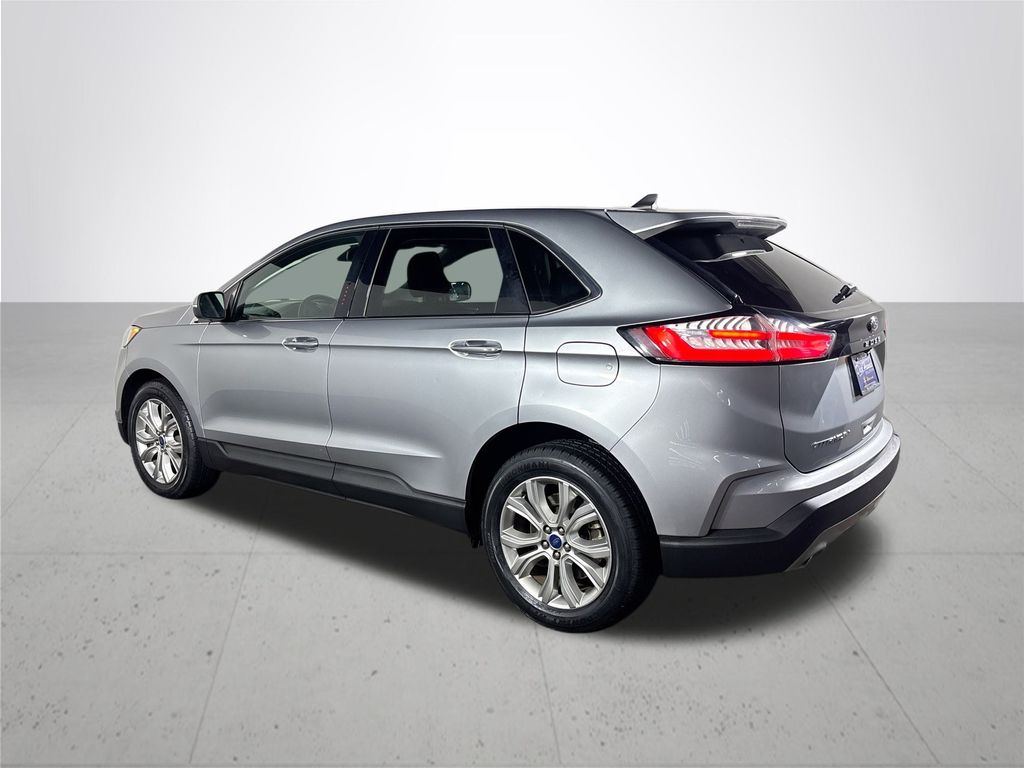 2022 Ford Edge Titanium photo 8