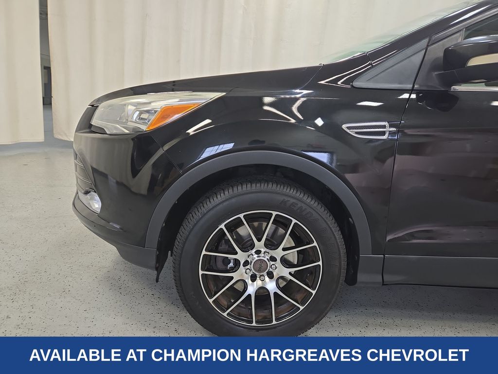 2013 Ford Escape Titanium photo 31