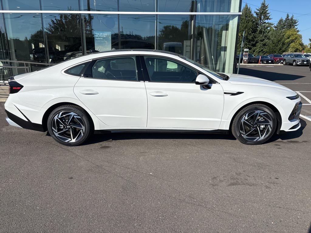 2025 Hyundai Sonata SEL Convenience photo 5