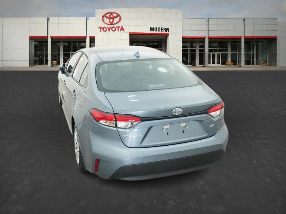 2026 Toyota Corolla LE photo 16