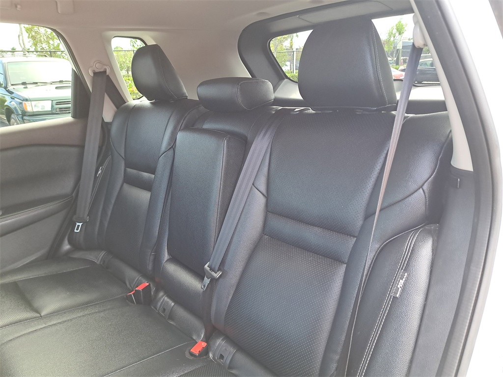 2021 Nissan Rogue SV photo 12