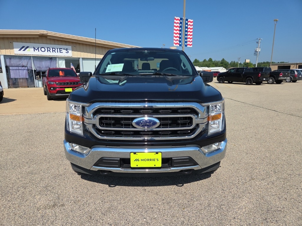 2023 Ford F-150 XLT photo 2