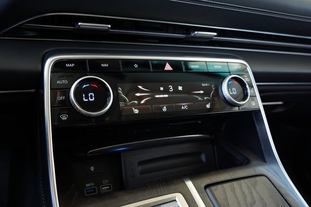 2023 Genesis GV80 2.5T AWD photo 14