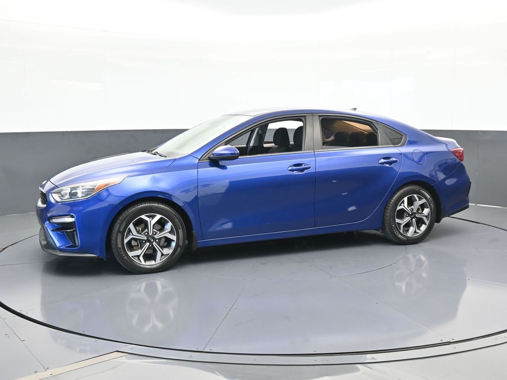 2019 Kia Forte LXS photo 2