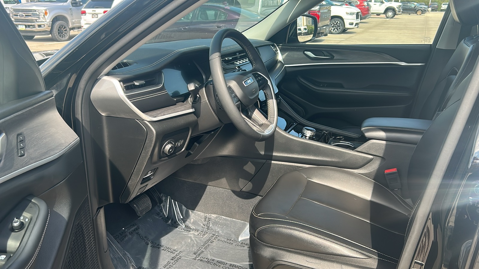 2023 Jeep Grand Cherokee Limited photo 11