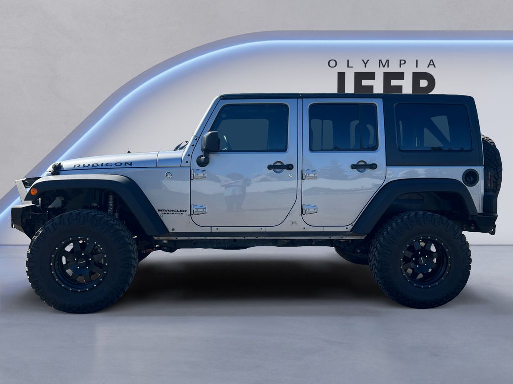 2017 Jeep Wrangler Unlimited Rubicon photo 2