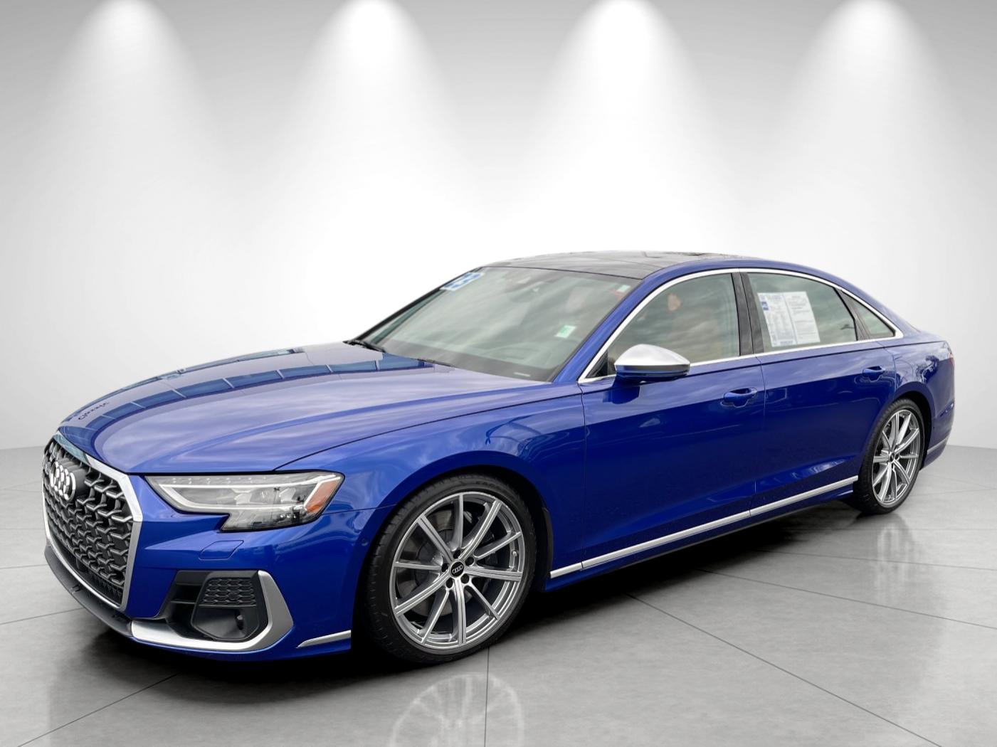 2023 Audi S8 Base's photo