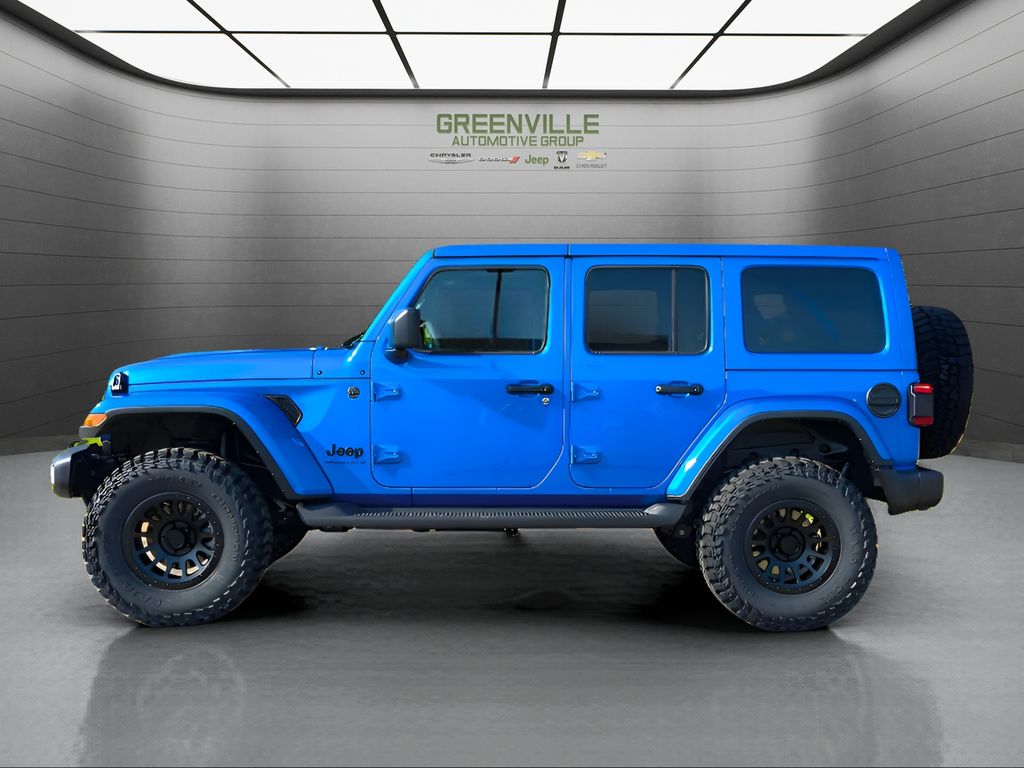 2025 Jeep Wrangler Sahara photo 2