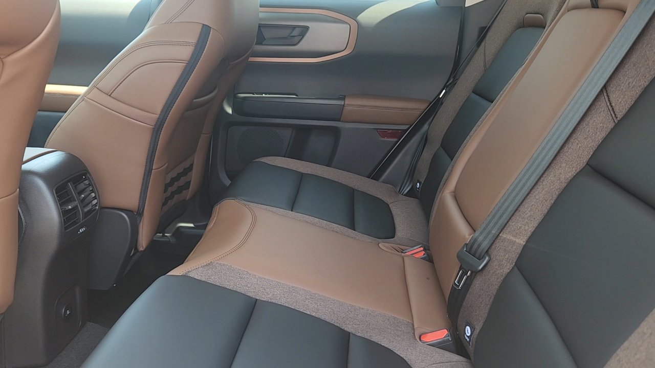 2025 Ford Bronco Sport Outer Banks photo 22