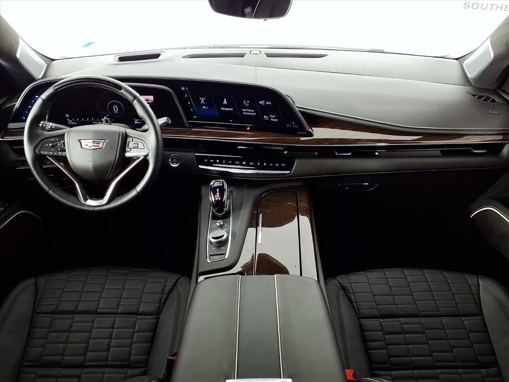 2024 Cadillac Escalade ESV Sport Platinum photo 3