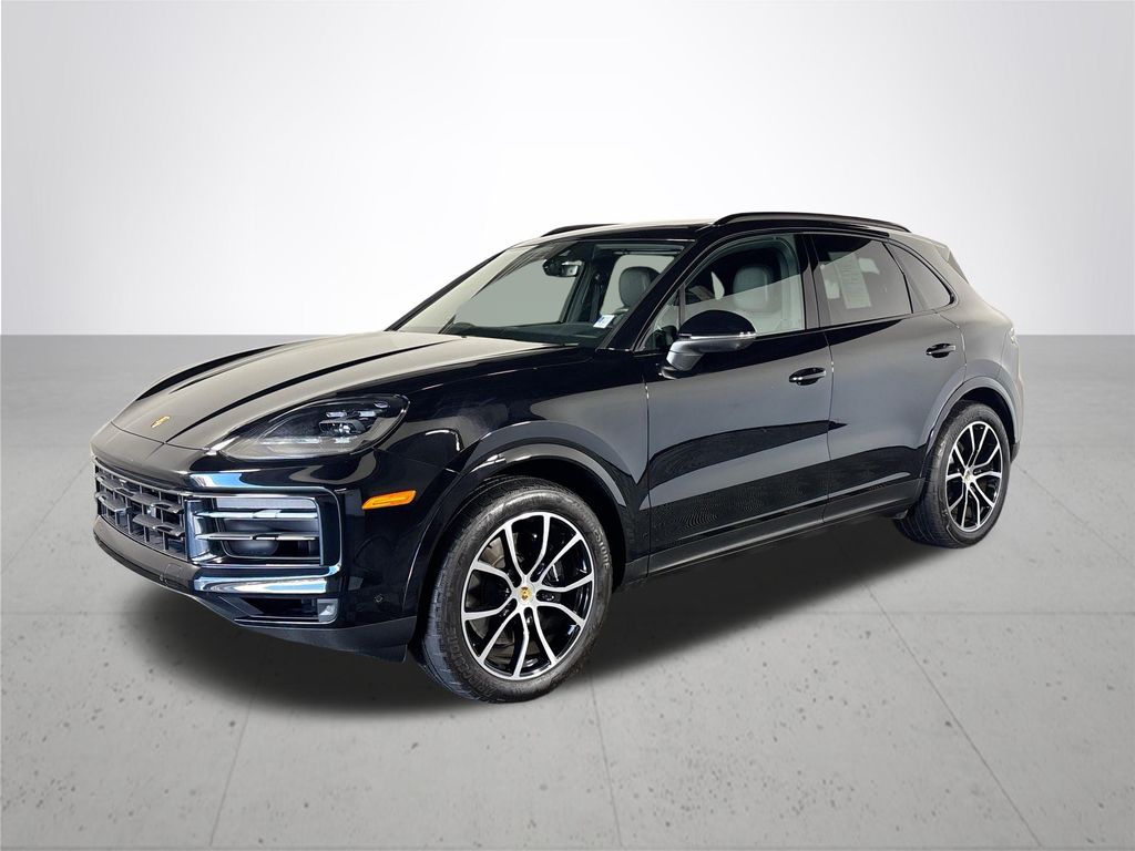 2024 Porsche Cayenne Base photo 2