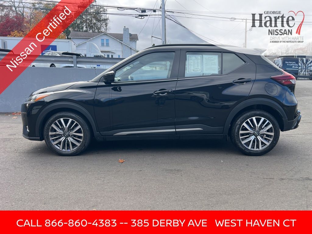 2024 Nissan Kicks SR photo 2