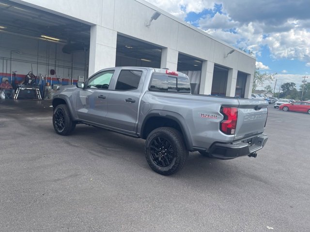 2026 Chevrolet Colorado Trail Boss photo 2