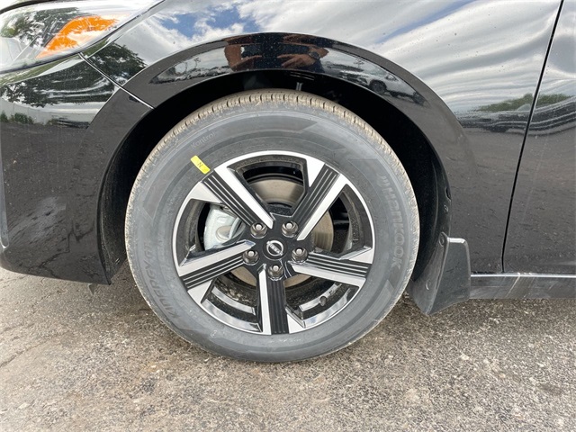 2025 Nissan Sentra SV photo 16
