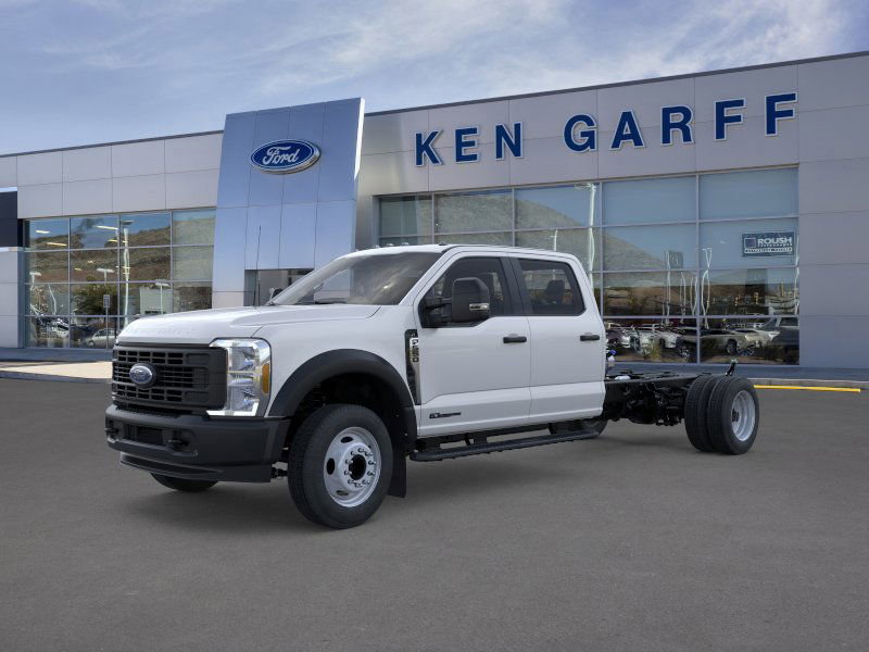 2025 Ford F-550 Super Duty Chassis Cab XL's photo