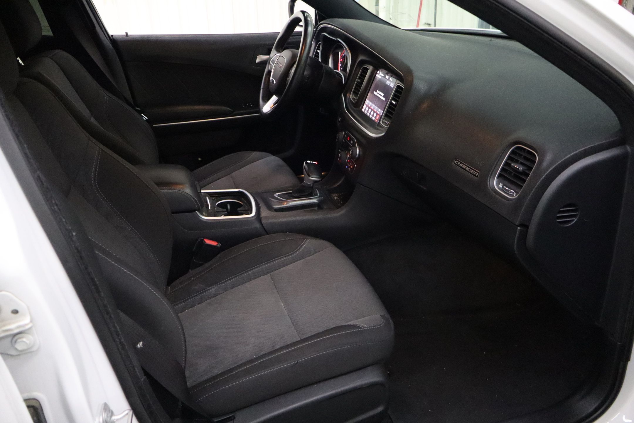 2018 Dodge Charger SXT Plus photo 24