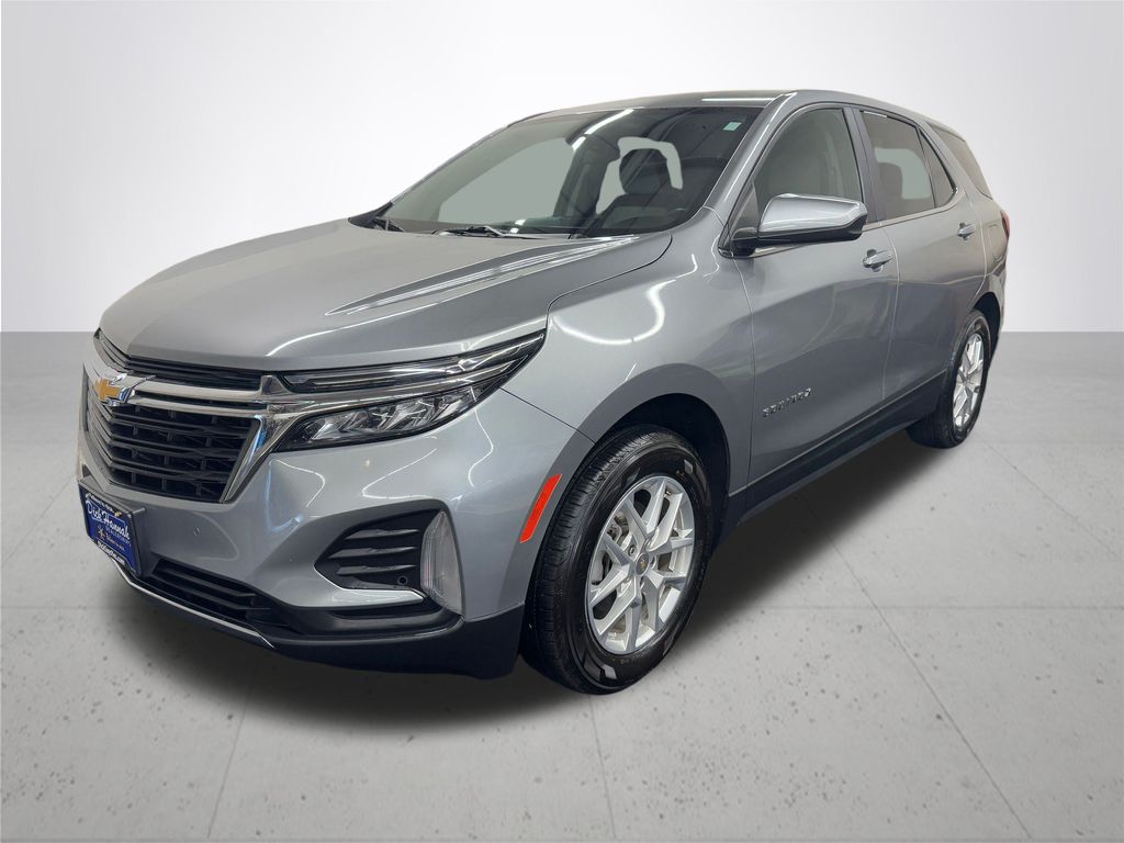 2024 Chevrolet Equinox LT photo 2