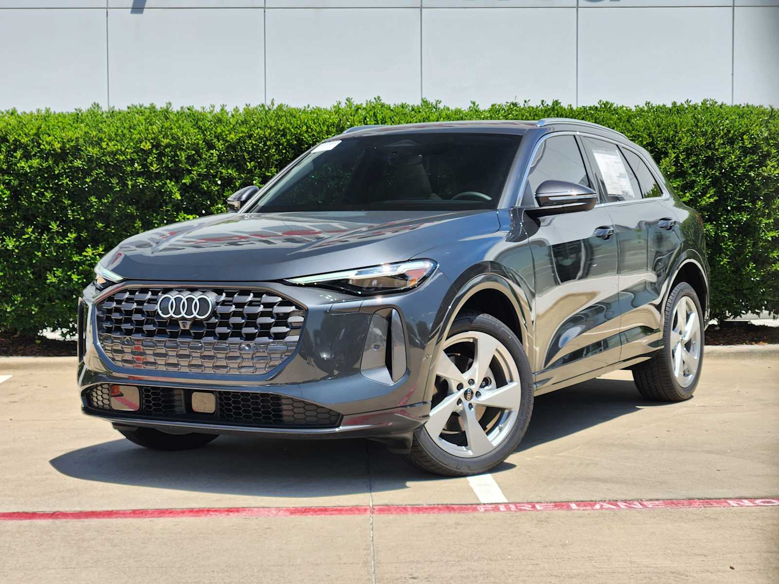 2025 Audi Q5 Premium Plus