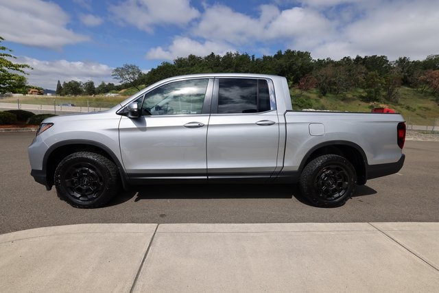 2025 Honda Ridgeline RTL photo 6