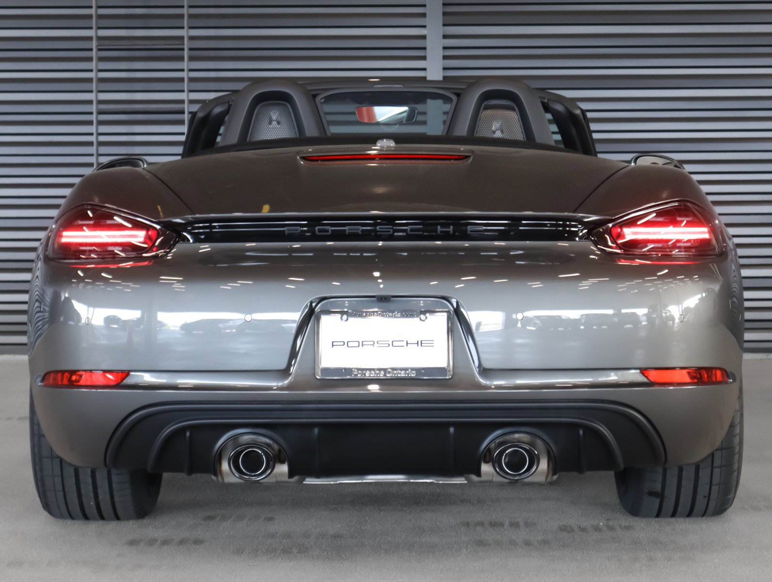 2025 Porsche Boxster GTS 4.0 photo 8