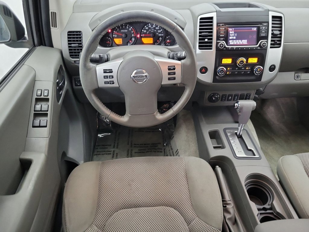2016 Nissan Frontier SV photo 10