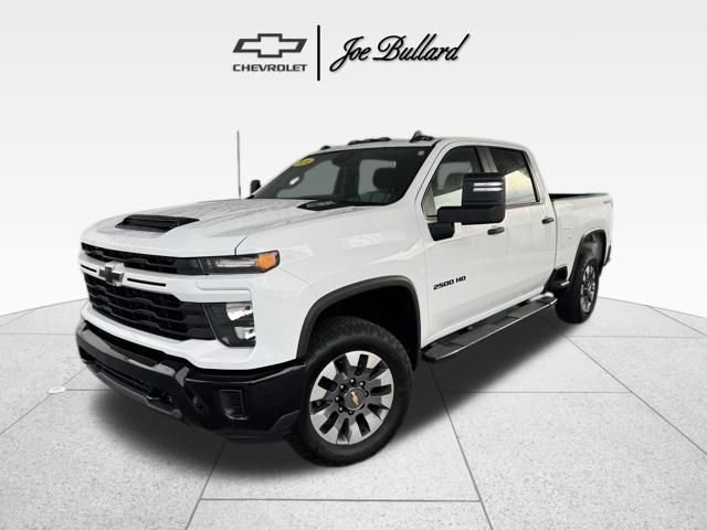 2024 Chevrolet Silverado 2500HD Custom's photo