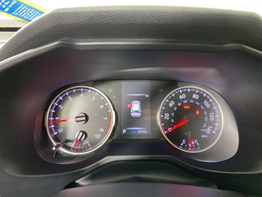 2021 Toyota RAV4 LE photo 20