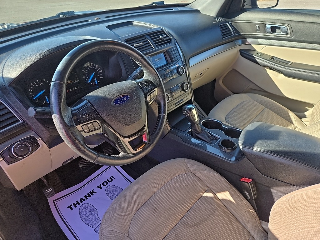 2018 Ford Explorer XLT photo 12