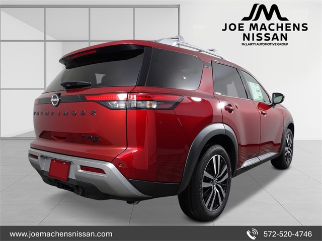 2025 Nissan Pathfinder Platinum photo 4