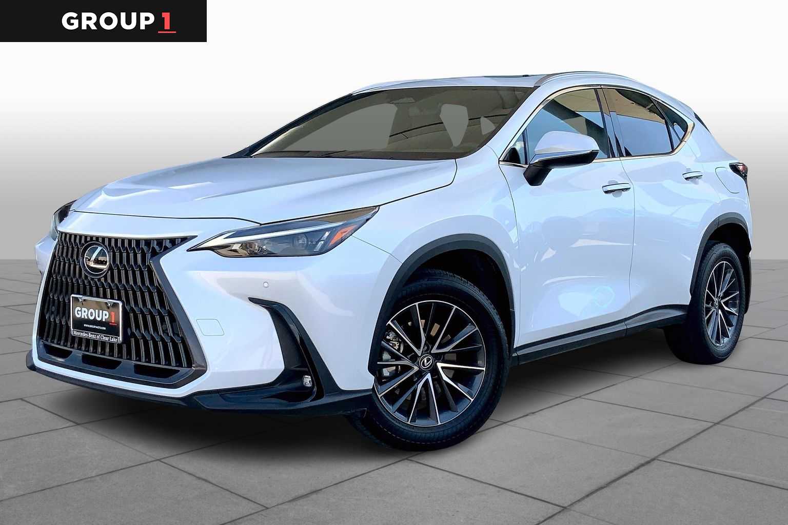 2022 Lexus NX 350's photo