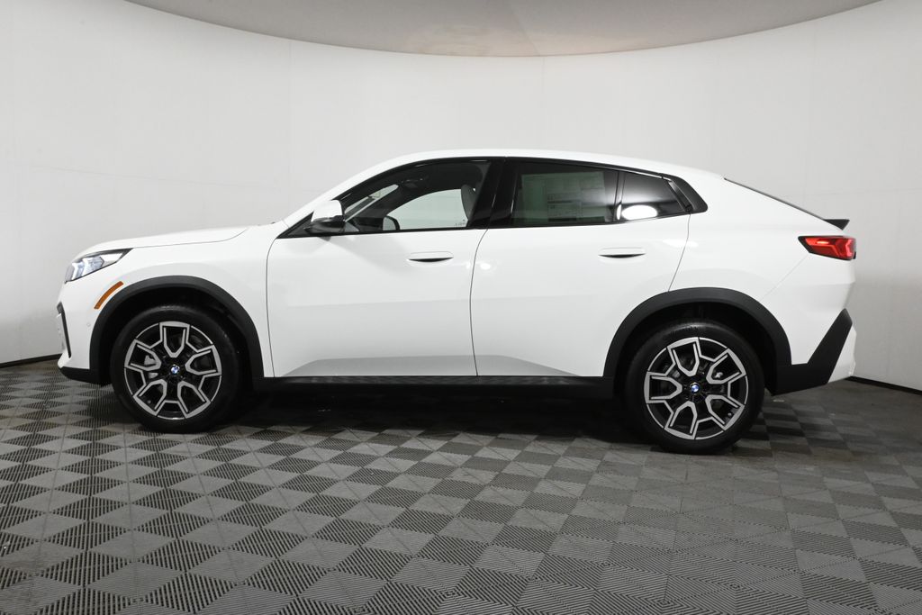 2025 Bmw X2 xDrive28i photo 2
